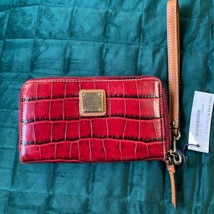 Dooney & Bourke